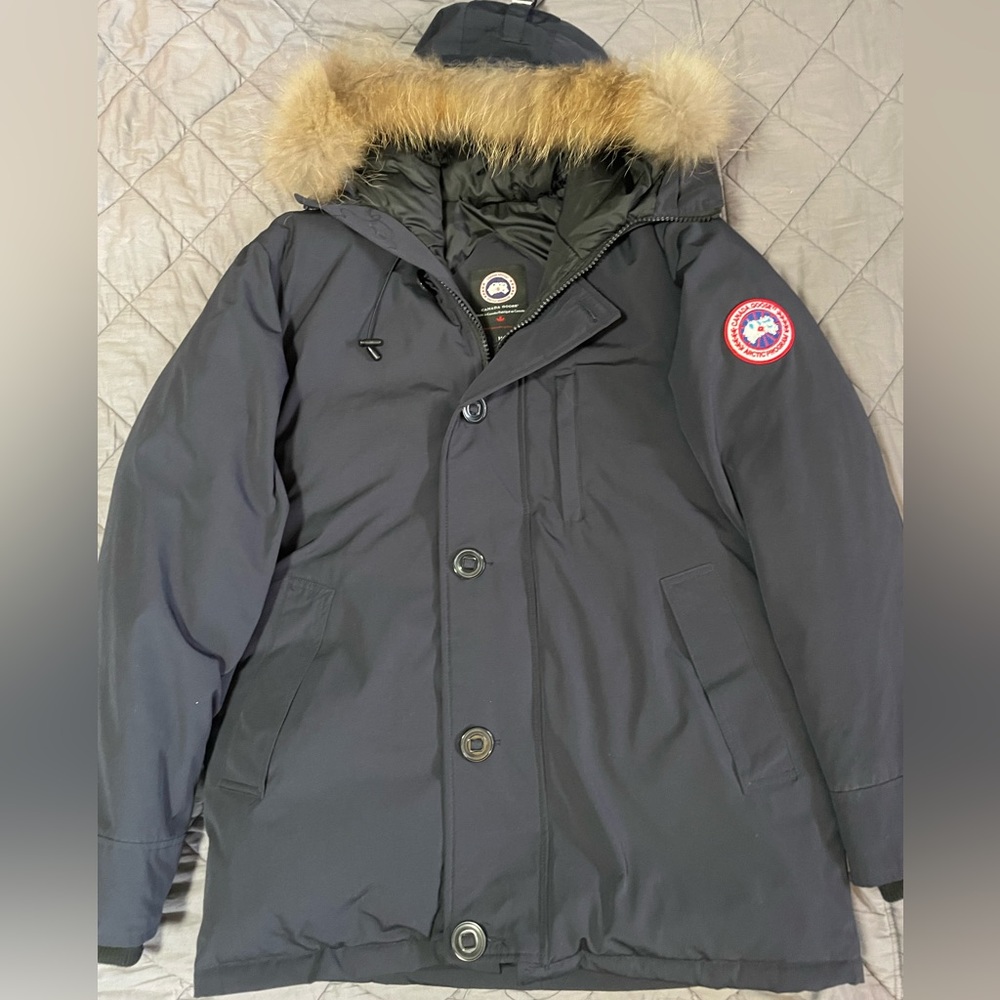 Canada Goose down winter parka Men’s Medium